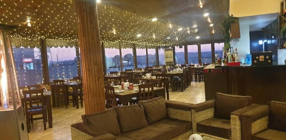 Saint John Hotel Мадаба Екстер'єр фото