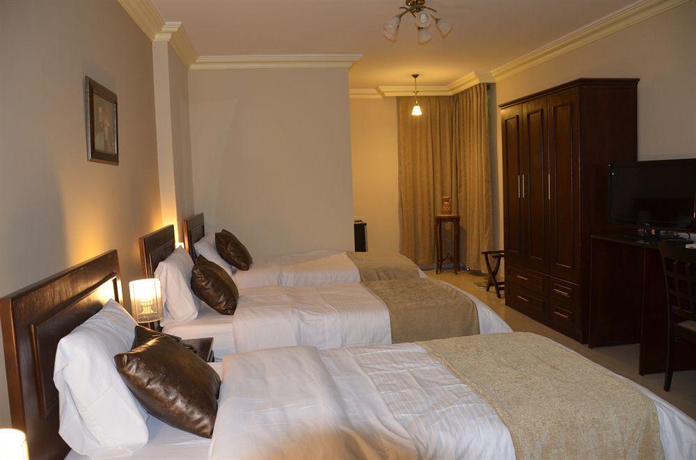 Saint John Hotel Мадаба Екстер'єр фото