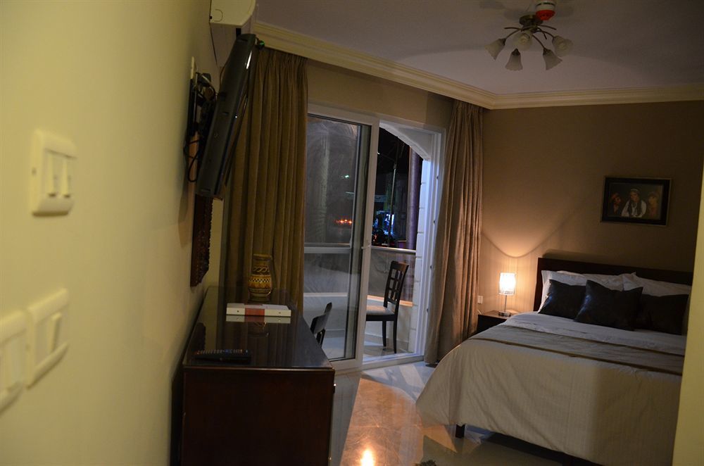 Saint John Hotel Мадаба Екстер'єр фото